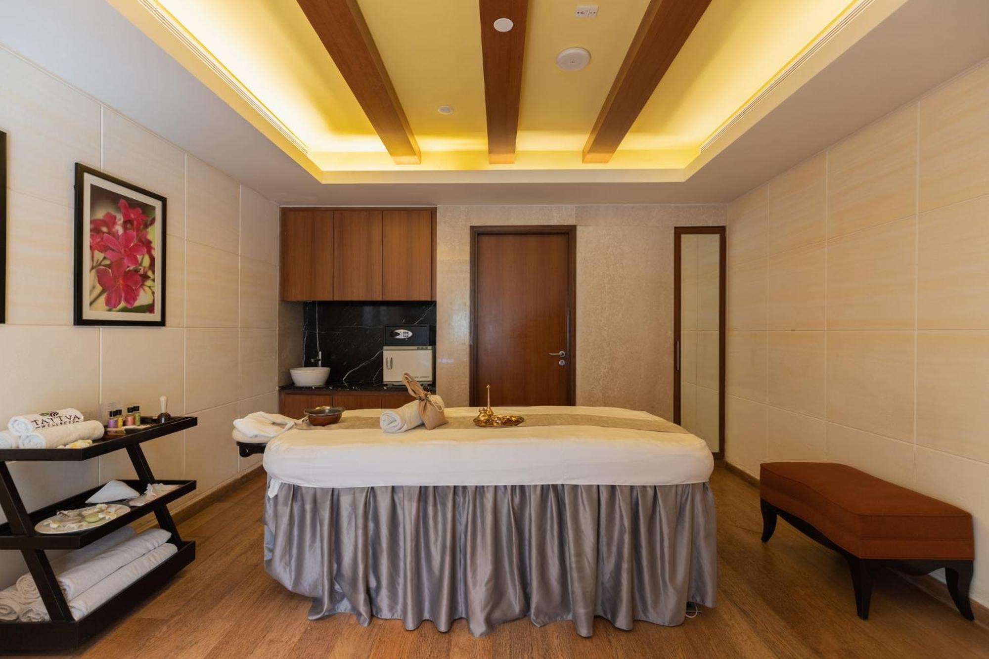 Intercontinental Jaipur Tonk Road By Ihg Hotel Exterior photo