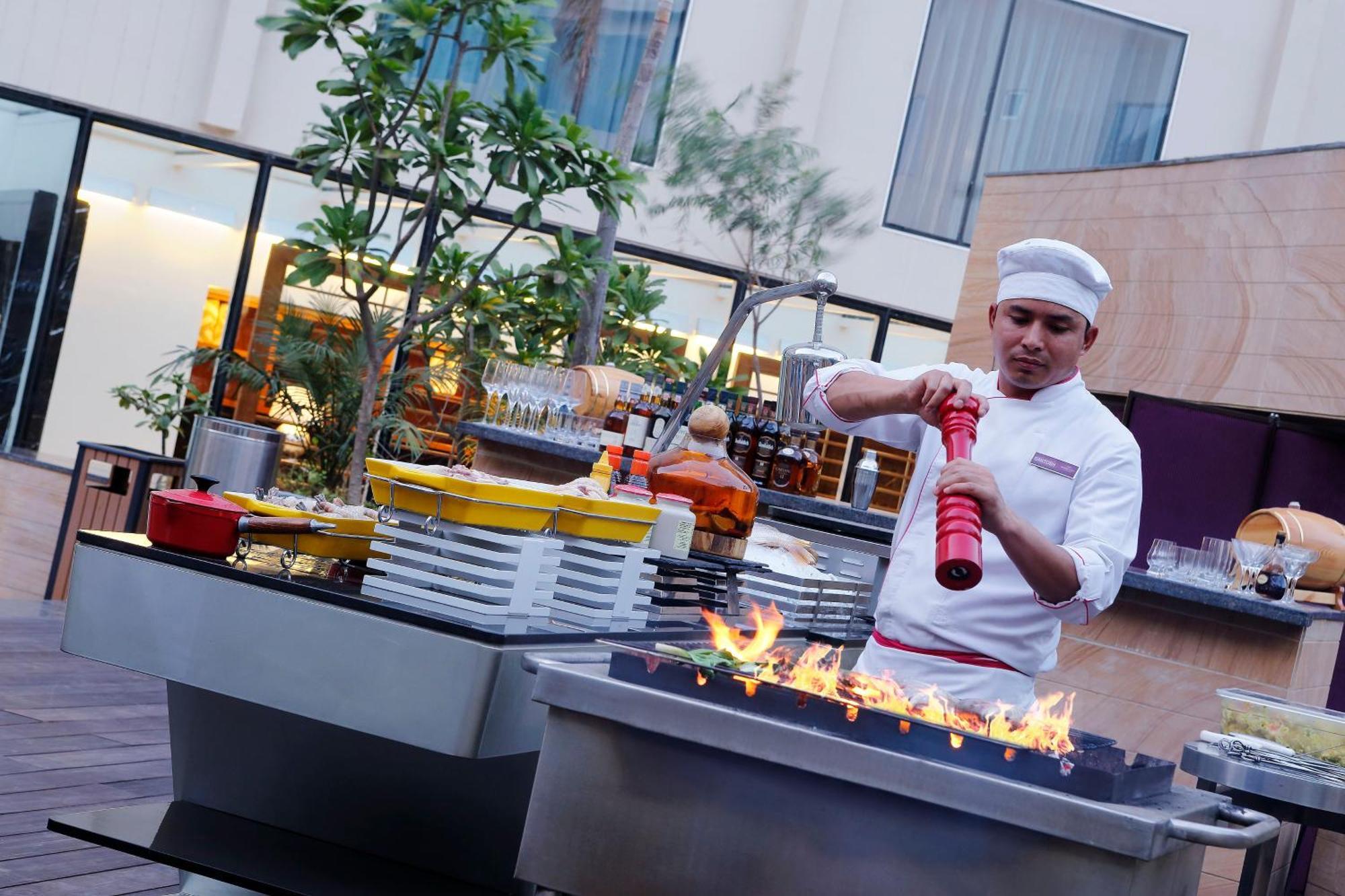 Intercontinental Jaipur Tonk Road By Ihg Hotel Exterior photo